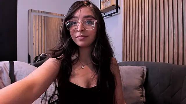 Eva Macalliter online show from 09/22/25, 01:35