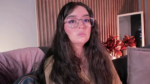 Snapshot of Eva_Macalliter chatting on 03/20/26, 03:11 Eva Macalliter online show from 03/20/26, 03:11