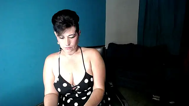 Snapshot of Sunny_rayz_ chatting on 07/02/26, 10:32 Sunny rayz online show from 07/02/26, 10:32