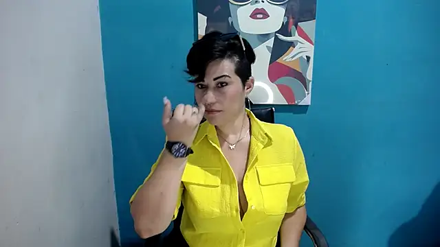 Snapshot of Sunny_rayz_ chatting on 07/17/26, 03:39 Sunny rayz online show from 07/17/26, 03:39