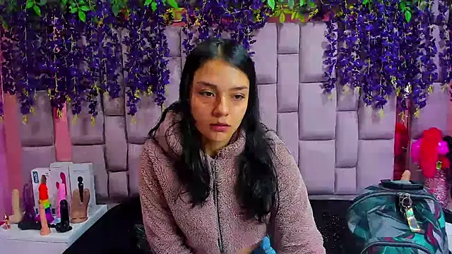 Bich Anal  online show from 01/07/25, 12:52