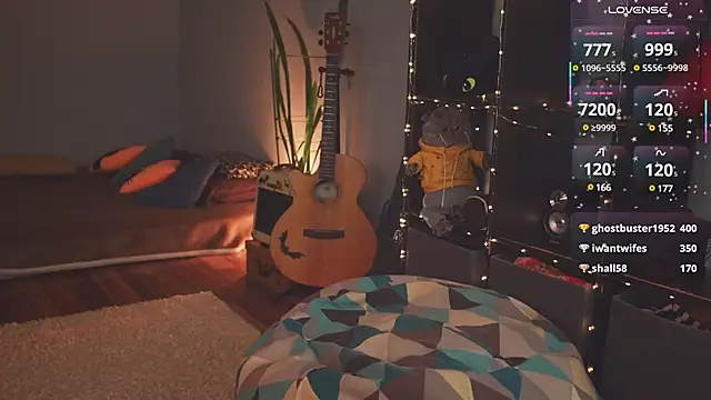 Snapshot of bananya_kitty chatting on 03/11/25, 01:26 bananya kitty online show from 03/11/25, 01:26