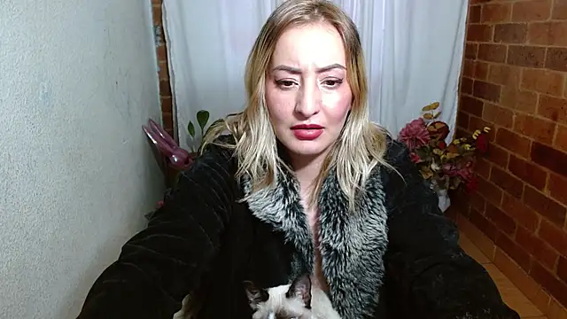 rashellroses22 online show from 01/08/25, 10:37