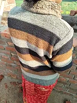 COUPLLE VILLAGE online show from 02/04/26, 03:34