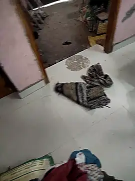 Snapshot of COUPLLE_VILLAGE chatting on 04/28/26, 01:48 COUPLLE VILLAGE online show from 04/28/26, 01:48