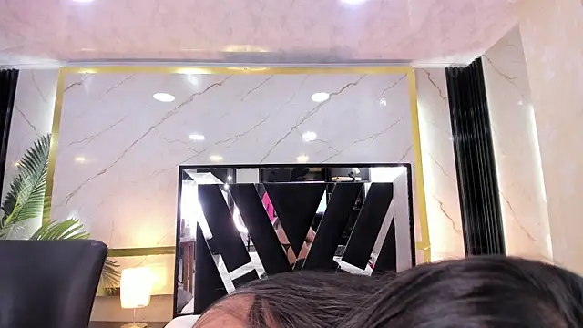 Lia-Anahiz online show from 01/17/25, 06:36