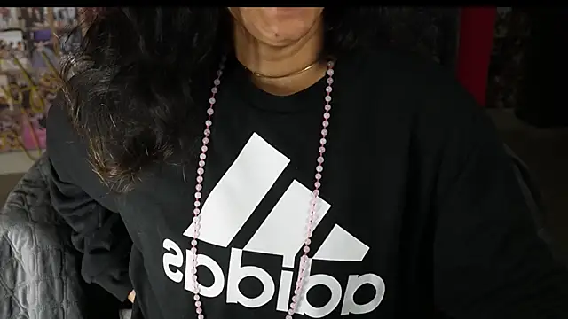 Snapshot of -AyeshaSinghania- chatting on 12/21/24, 07:24 -AyeshaSinghania- online show from 12/21/24, 07:24