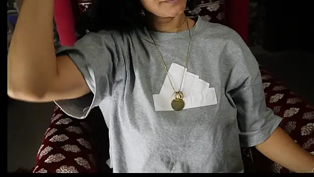 Snapshot of -AyeshaSinghania- chatting on 03/06/25, 07:47 -AyeshaSinghania- online show from 03/06/25, 07:47