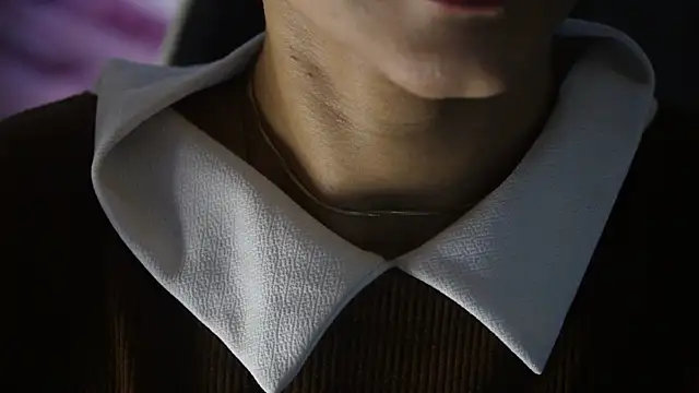 -AyeshaSinghania- online show from 12/22/25, 12:02