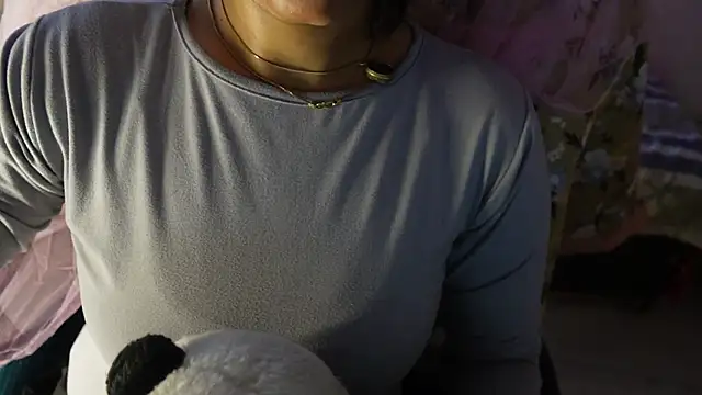 -AyeshaSinghania- online show from 02/04/26, 05:02