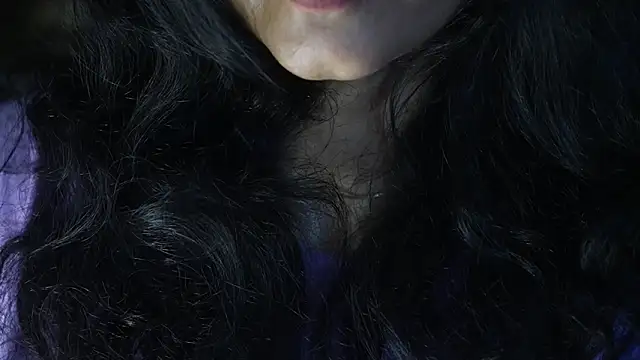 Snapshot of -AyeshaSinghania- chatting on 04/17/26, 09:34 -AyeshaSinghania- online show from 04/17/26, 09:34