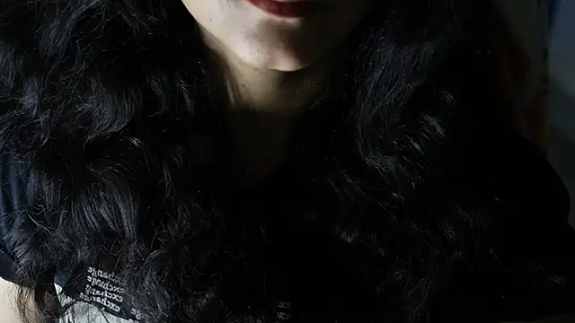 Snapshot of -AyeshaSinghania- chatting on 05/01/26, 06:34 -AyeshaSinghania- online show from 05/01/26, 06:34