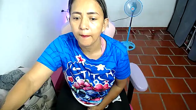 daleska ayala 1 online show from 04/14/26, 12:49