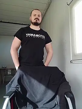 Snapshot of bussilesnar chatting on 02/16/26, 10:00 bussilesnar online show from 02/16/26, 10:00