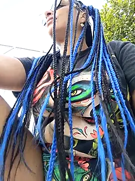 Snapshot of Alizon_1 chatting on 05/21/26, 07:54 Alizon 1 online show from 05/21/26, 07:54