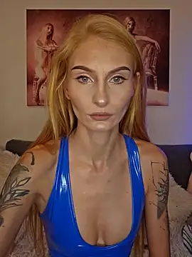 Snapshot of LessiaMia chatting on 01/06/26, 03:05 LessiaMia online show from 01/06/26, 03:05