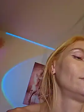 Snapshot of LessiaMia chatting on 03/31/26, 06:08 LessiaMia online show from 03/31/26, 06:08