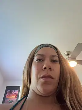 Snapshot of Bigbuttbrooklynn chatting on 01/13/26, 06:13 Bigbuttbrooklynn online show from 01/13/26, 06:13