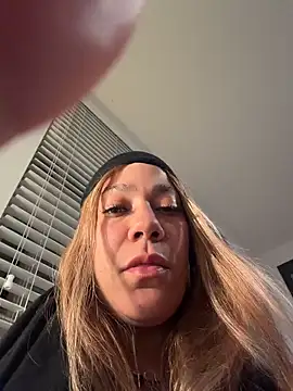 Snapshot of Bigbuttbrooklynn chatting on 02/08/26, 06:06 Bigbuttbrooklynn online show from 02/08/26, 06:06