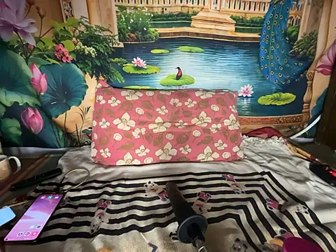 JASMINE1122 online show from 10/31/25, 05:41