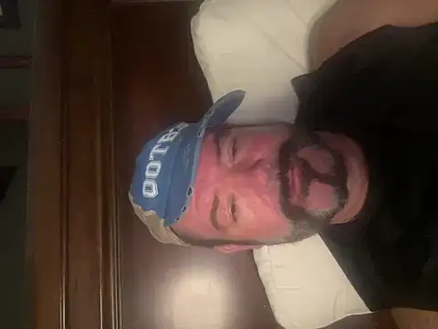 Snapshot of NYCLeatherBoi chatting on 01/05/25, 05:20 NYCLeatherBoi online show from 01/05/25, 05:20