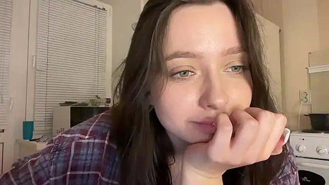  liatris  online show from 09/18/25, 04:20