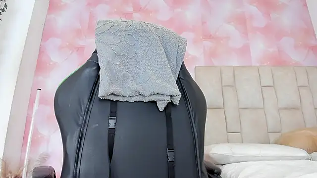 aida rose  online show from 02/12/26, 06:03