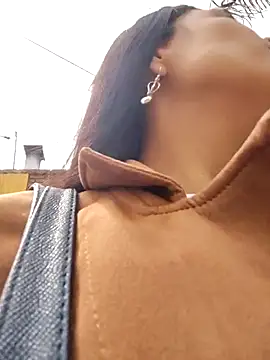 Astrid-- online show from 09/10/25, 03:01