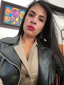 Astrid-- online show from 04/08/26, 03:01