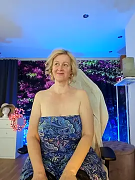 Snapshot of MarleneBloem chatting on 05/08/26, 10:42 MarleneBloem online show from 05/08/26, 10:42