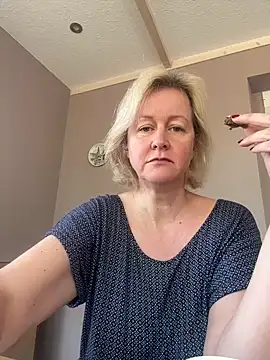 Snapshot of MarleneBloem chatting on 05/24/26, 07:46 MarleneBloem online show from 05/24/26, 07:46