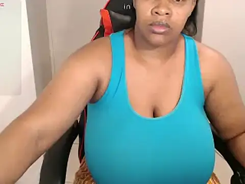 bustylisa1983 online show from 02/06/25, 02:04