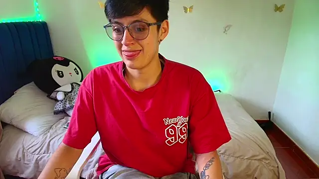 Snapshot of 9_Fernanda_9 chatting on 04/07/26, 04:29 9 Fernanda 9 online show from 04/07/26, 04:29