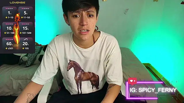 Snapshot of 9_Fernanda_9 chatting on 04/10/26, 05:28 9 Fernanda 9 online show from 04/10/26, 05:28