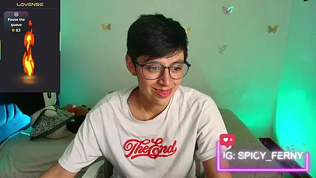 Snapshot of 9_Fernanda_9 chatting on 04/12/26, 12:48 9 Fernanda 9 online show from 04/12/26, 12:48