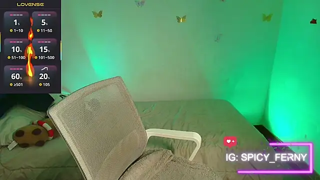 Snapshot of 9_Fernanda_9 chatting on 04/18/26, 07:29 9 Fernanda 9 online show from 04/18/26, 07:29