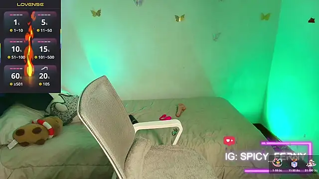 Snapshot of 9_Fernanda_9 chatting on 04/18/26, 07:58 9 Fernanda 9 online show from 04/18/26, 07:58