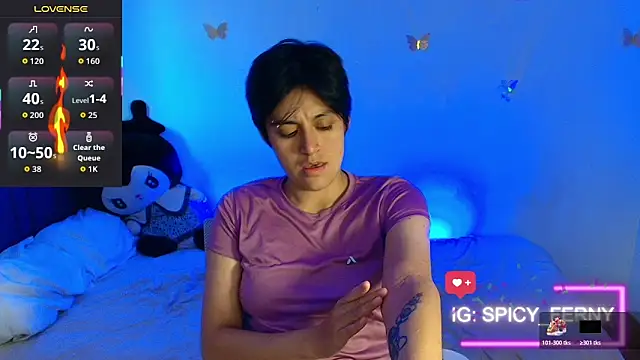 Snapshot of 9_Fernanda_9 chatting on 06/01/26, 09:05 9 Fernanda 9 online show from 06/01/26, 09:05