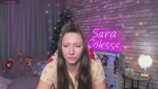 Snapshot of SarahCoksss chatting on 12/15/24, 04:29 SarahCoksss online show from 12/15/24, 04:29