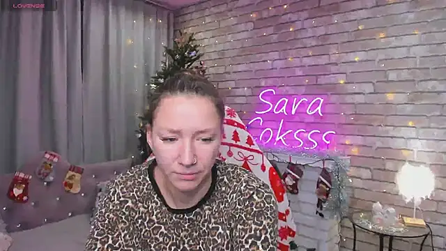 Snapshot of SarahCoksss chatting on 12/24/24, 12:33 SarahCoksss online show from 12/24/24, 12:33