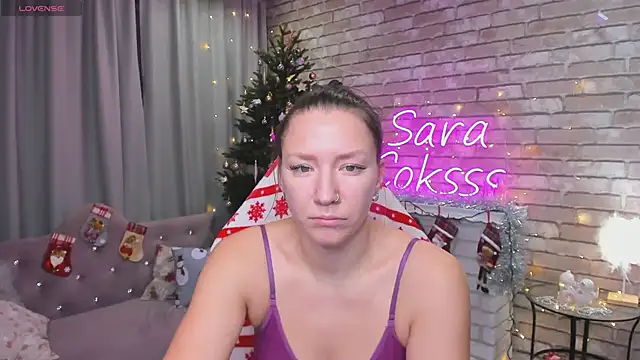 Snapshot of SarahCoksss chatting on 12/27/24, 01:00 SarahCoksss online show from 12/27/24, 01:00