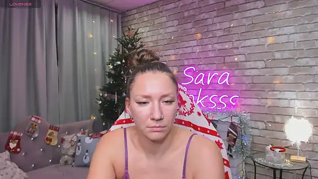 Snapshot of SarahCoksss chatting on 12/28/24, 06:28 SarahCoksss online show from 12/28/24, 06:28