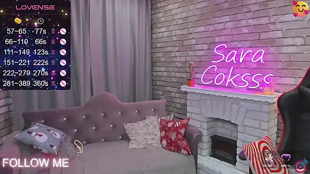 Snapshot of SarahCoksss chatting on 01/11/25, 12:12 SarahCoksss online show from 01/11/25, 12:12