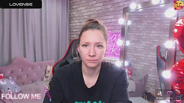 Snapshot of SarahCoksss chatting on 03/04/25, 12:07 SarahCoksss online show from 03/04/25, 12:07