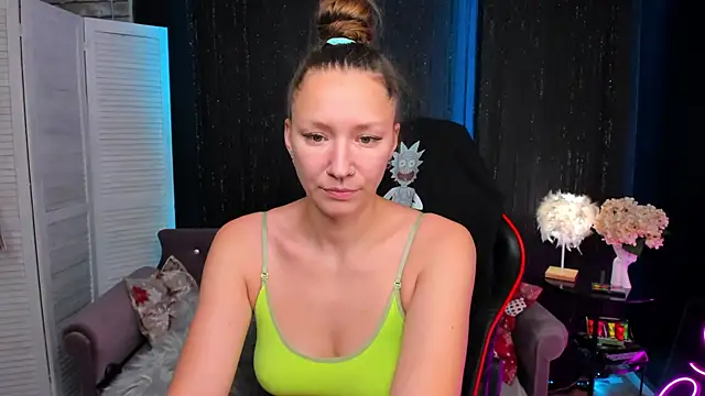 SarahCoksss online show from 11/18/25, 12:38