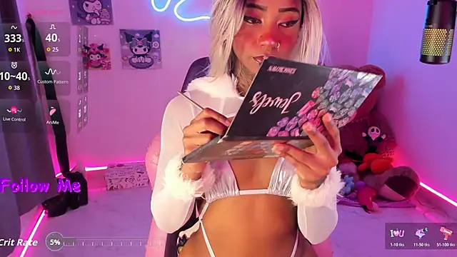 Snapshot of AshantiiSweet chatting on 10/31/25, 08:54 AshantiiSweet online show from 10/31/25, 08:54