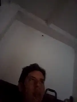 Ch3m3l online show from 10/24/25, 09:55