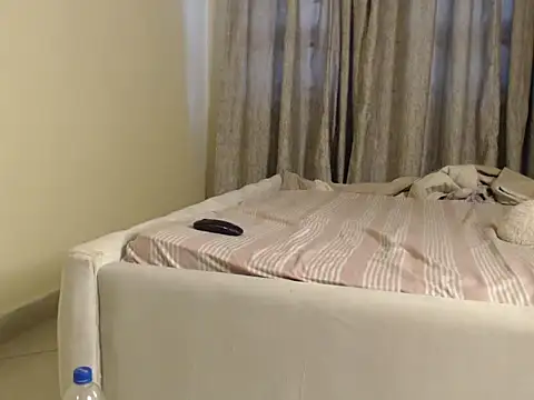 CurvyGlass online show from 01/08/25, 03:40