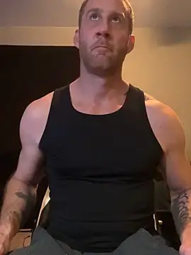 Snapshot of FiftyShadez chatting on 01/16/25, 05:53 FiftyShadez online show from 01/16/25, 05:53