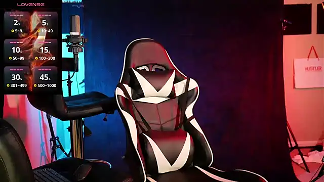 Snapshot of FiftyShadez chatting on 03/23/25, 02:59 FiftyShadez online show from 03/23/25, 02:59